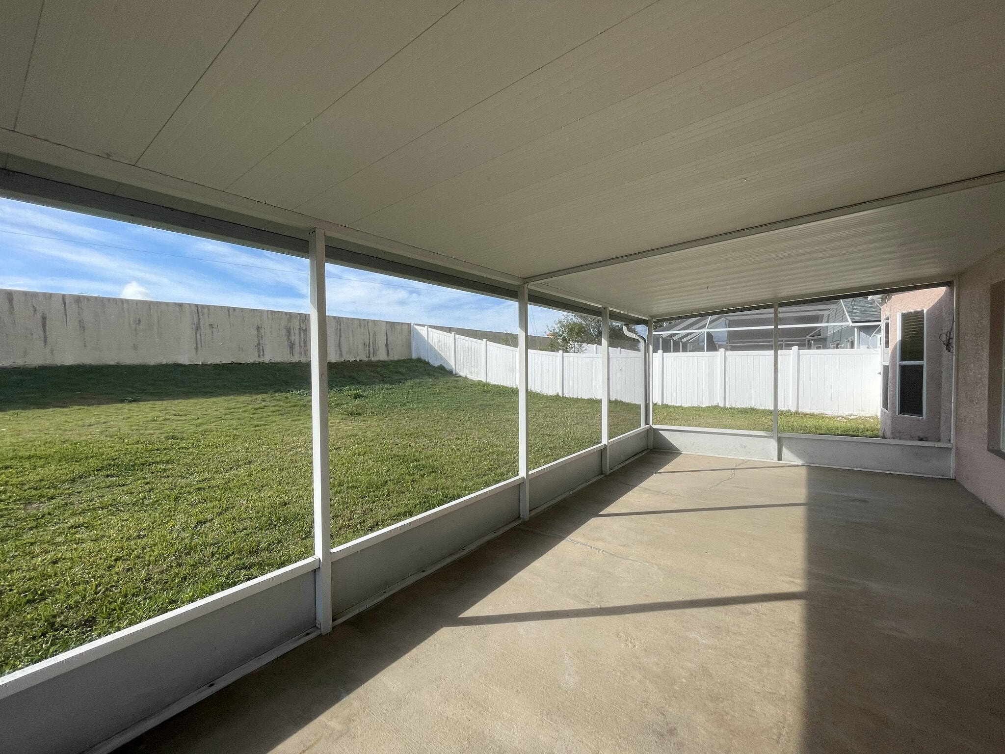 Building Photo - 554 Lake Cypress Cir