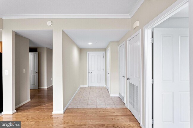 Building Photo - 4480 Market Commons Dr
