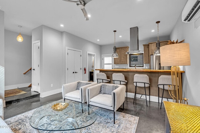 Building Photo - 10 McCready's Alley