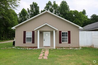 Building Photo - Great Family Home