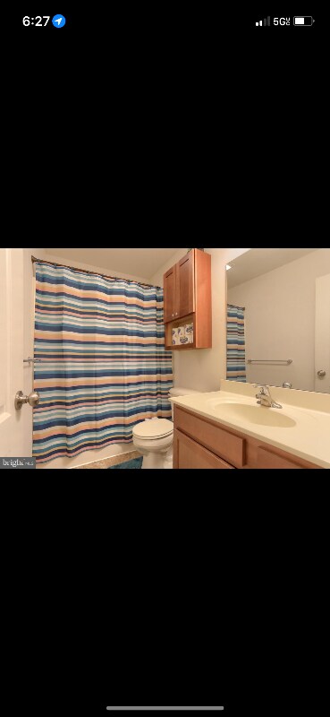 Building Photo - 33 Crooked Dr