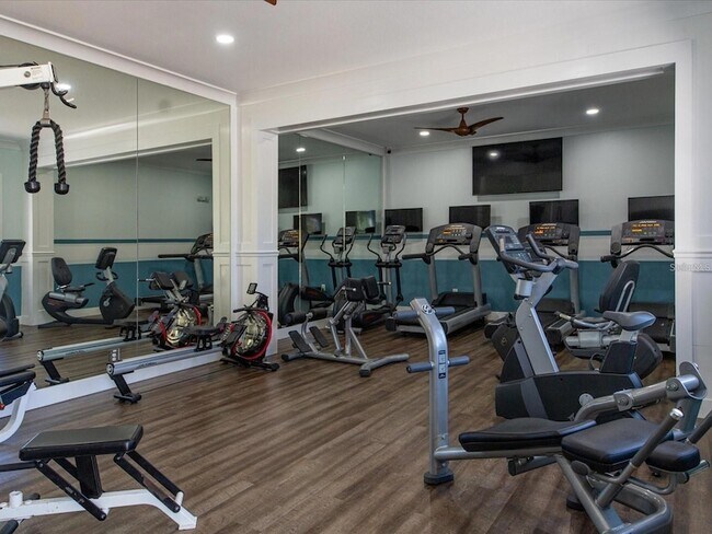 Building Photo - 7704 Drayton Cir