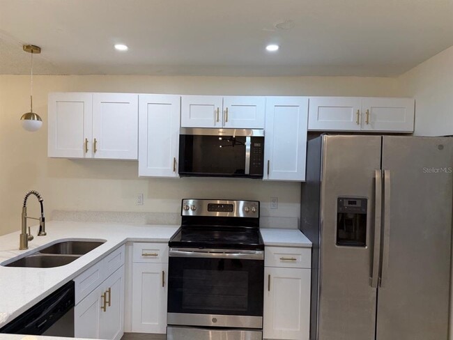 Building Photo - 2711 Willow Run