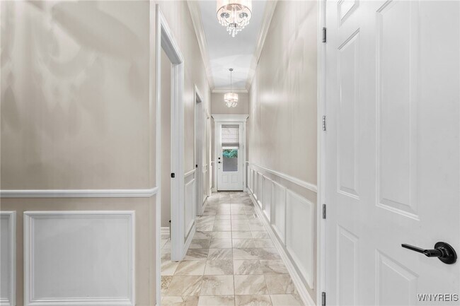 Building Photo - 9743 Cobblestone Dr