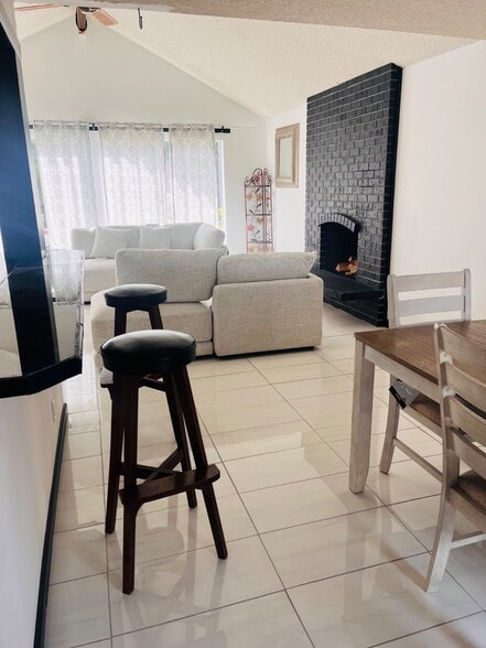 Building Photo - 13322 62nd Dr SE