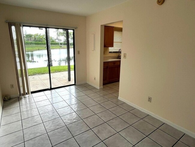 Building Photo - 4105 Inlet Cir