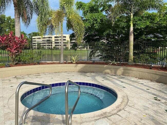 Building Photo - 1780 Palm Cove Blvd