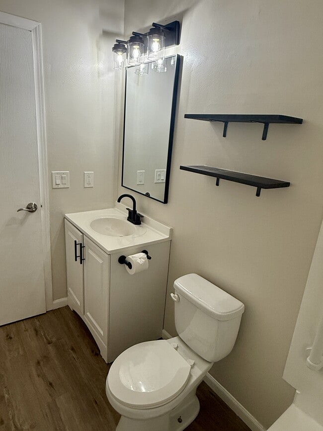 Building Photo - 4681 Grandover Dr