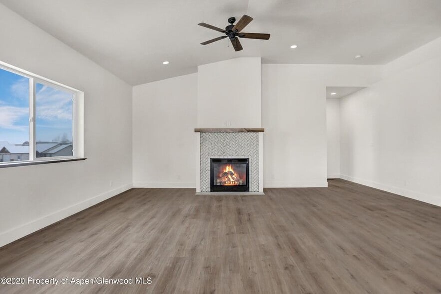 Living room with fireplace - 340 Lake View Rd