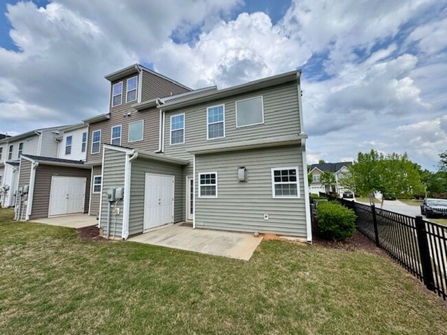 Building Photo - Heather Park Townhomes