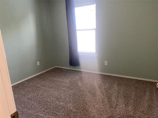 Building Photo - 5628 War Admiral Dr