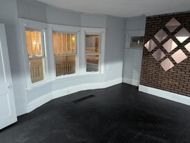 Building Photo - 1863 Noble Rd