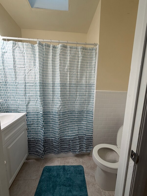 Building Photo - 507 E Cold Spring Ln