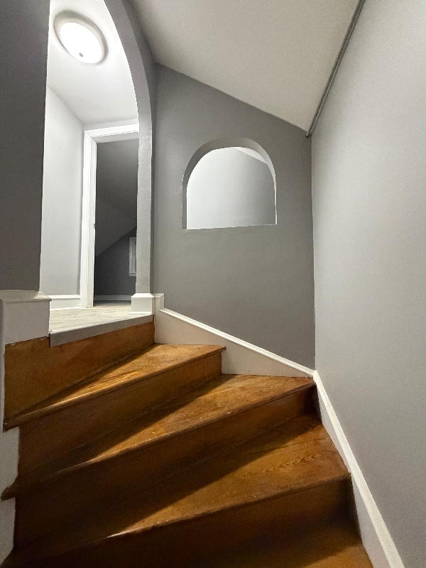 Building Photo - 10 Sacramento St