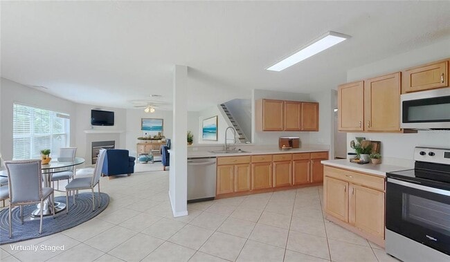 Building Photo - 831 Horseshoe Falls Dr