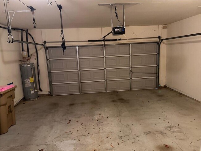 Building Photo - 3669 Chicago St NW