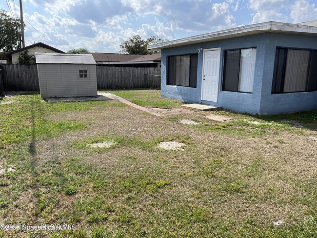 Building Photo - 2943 Telka Lynn Dr
