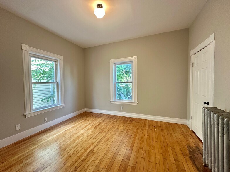 Bedroom 4 - 99 Andrews St