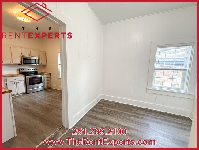 Building Photo - 63 Macks St