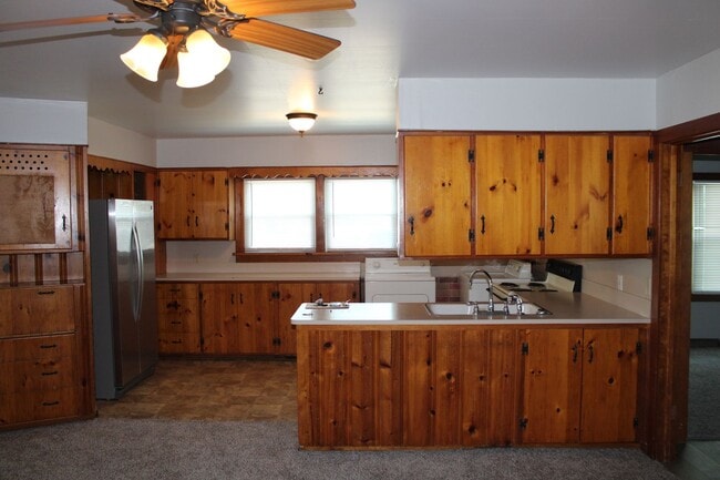 Building Photo - 1412 Houston St