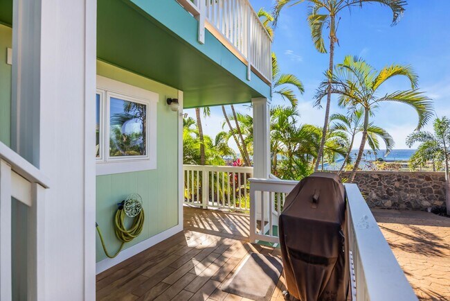 Building Photo - 1276 S Nahale Pl