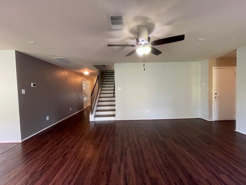 Building Photo - 411 Marquitos Drive