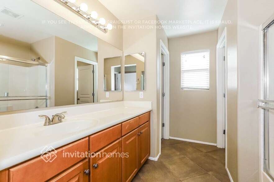 Building Photo - 451 S Hawes Rd