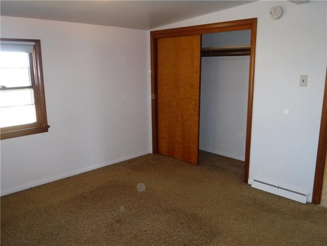 Building Photo - 358 Harpers Ferry Rd