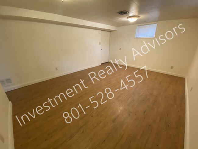 Primary Photo - Two-Bedroom Apartment in Tooele!