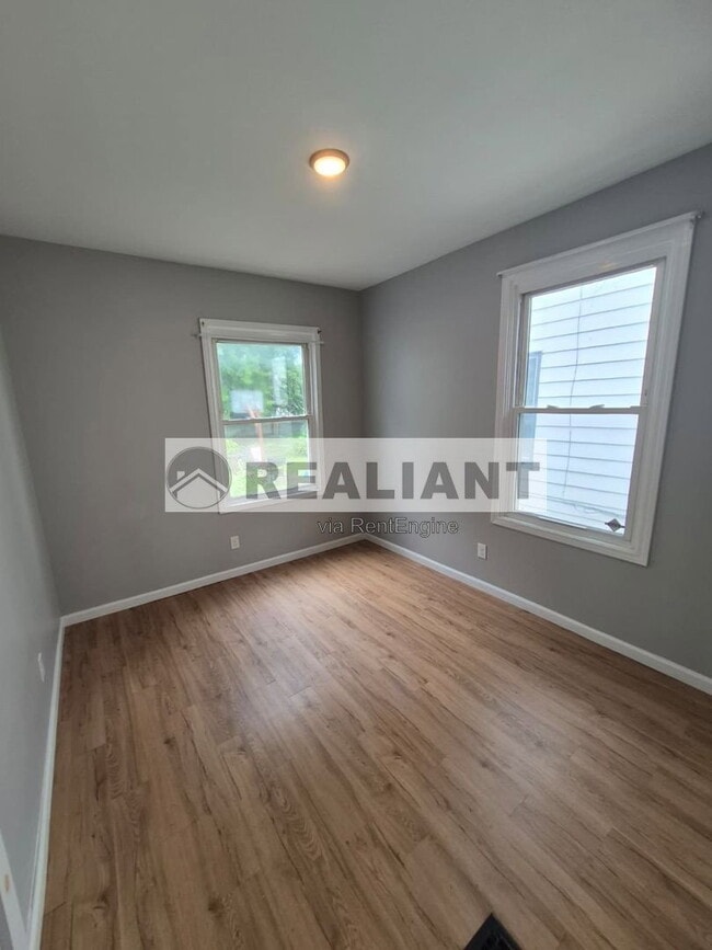 Building Photo - 1320 Wheeler St