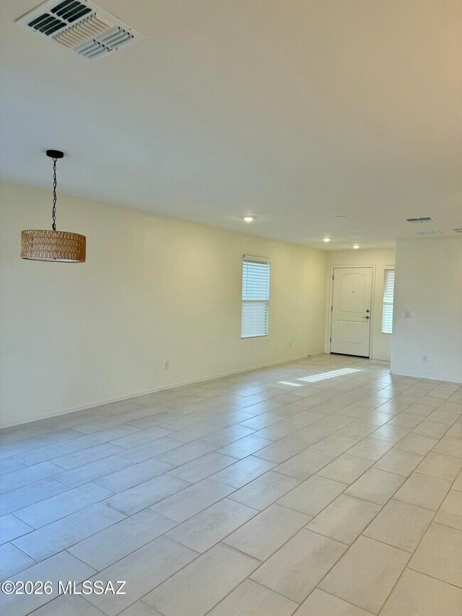 Building Photo - 10518 W Harrigan Dr