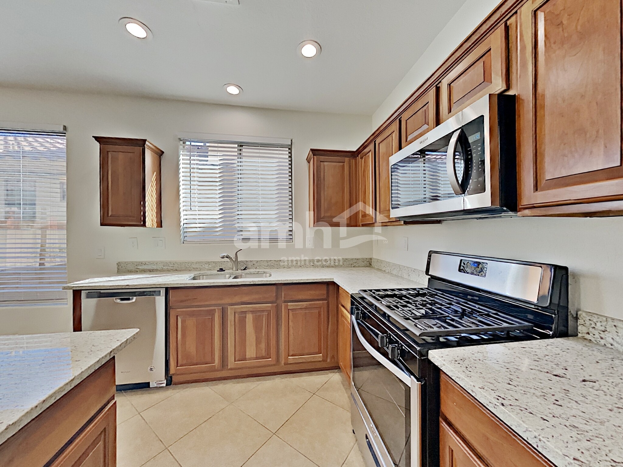 Building Photo - 3624 W Steinbeck Dr