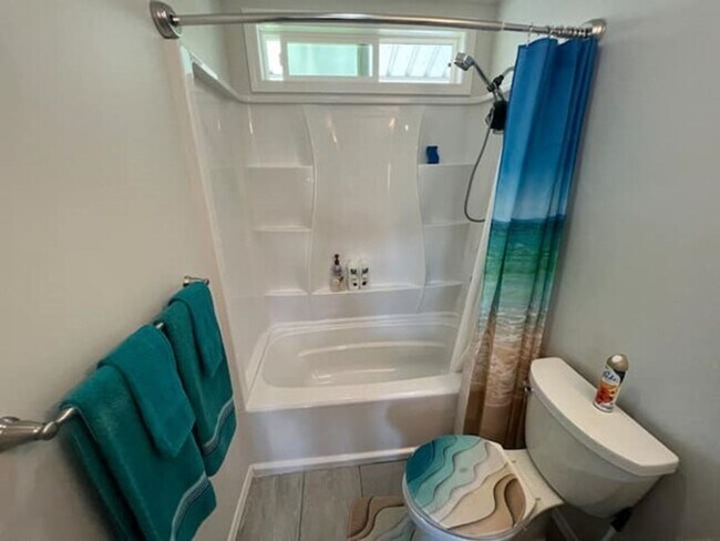 Building Photo - Fully Furnished Studio in Hawaiian Paradise Park