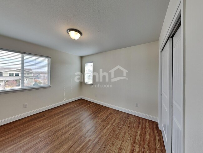 Building Photo - 12749 Ventana St