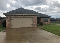 Building Photo - For Lease - Comfortable and Convenient Living