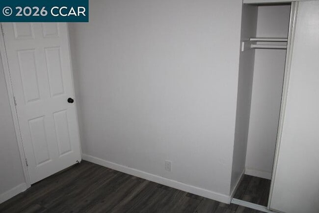 Building Photo - 130 Aster Ct