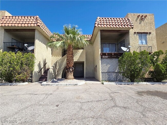 Primary Photo - 5340 Retablo Ave