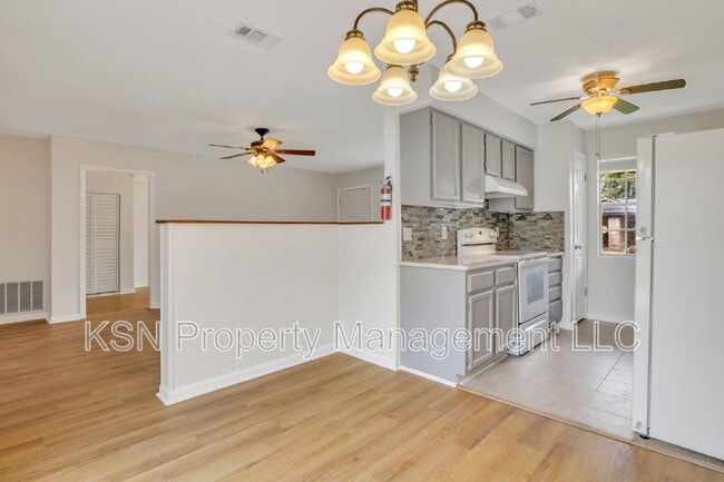 Building Photo - 208 Tech Dr