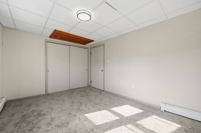 Building Photo - 125 S Clay St