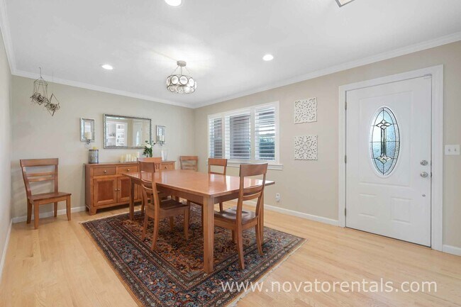 Building Photo - 17 Mosswood Ct