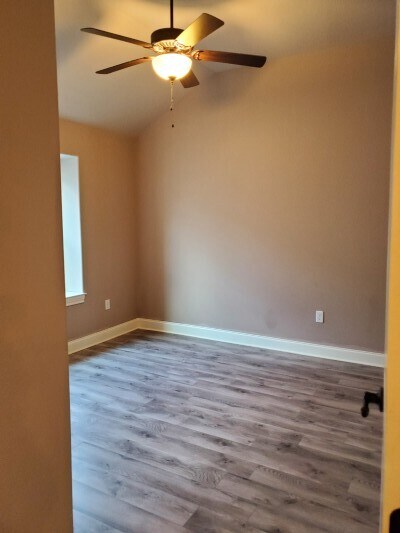 Building Photo - 15233 Capstan St