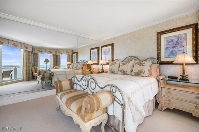 Building Photo - 8231 Bay Colony Dr