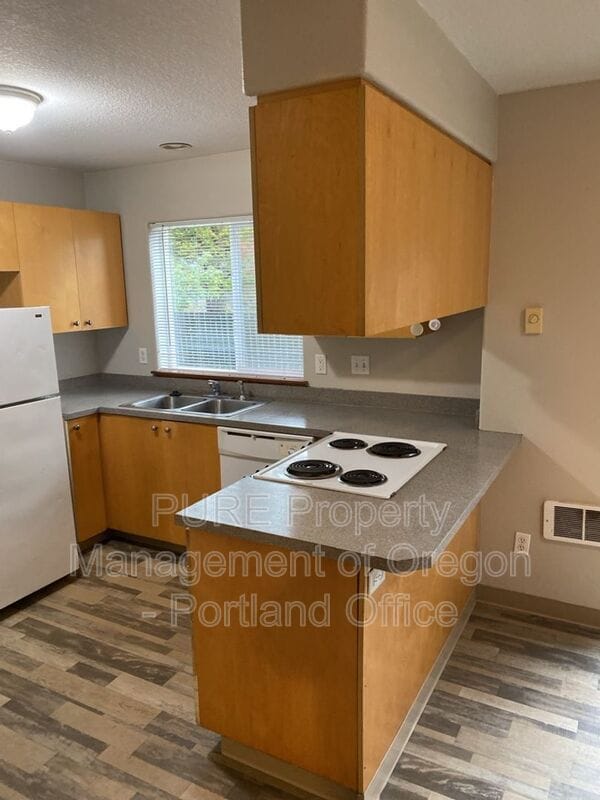 Building Photo - 1526 SE 125th Ct