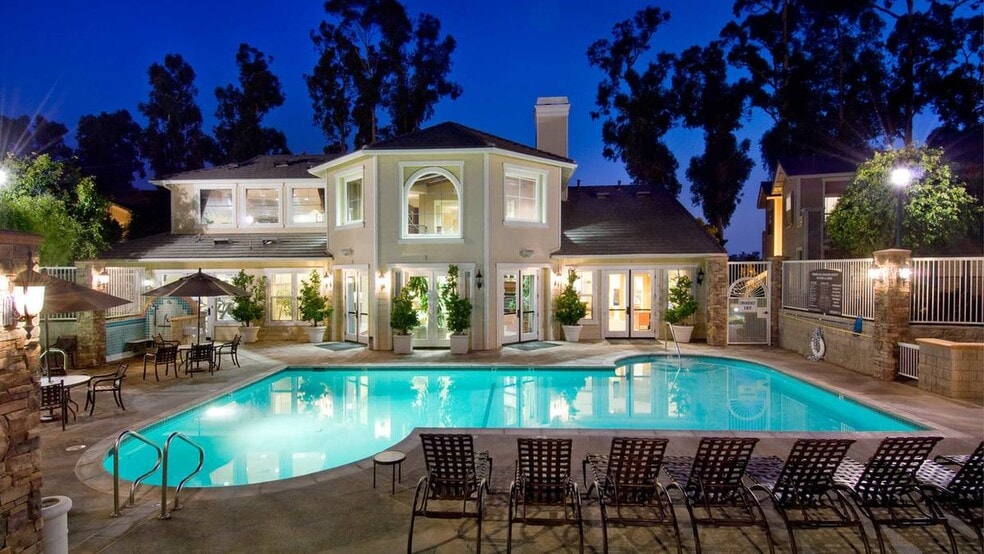 POOL - Via Ventura Apartments