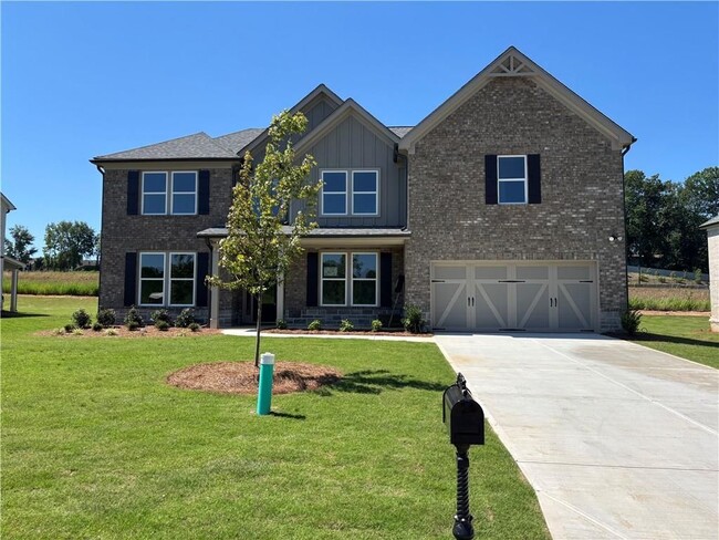 Building Photo - 4265 Oak Dr
