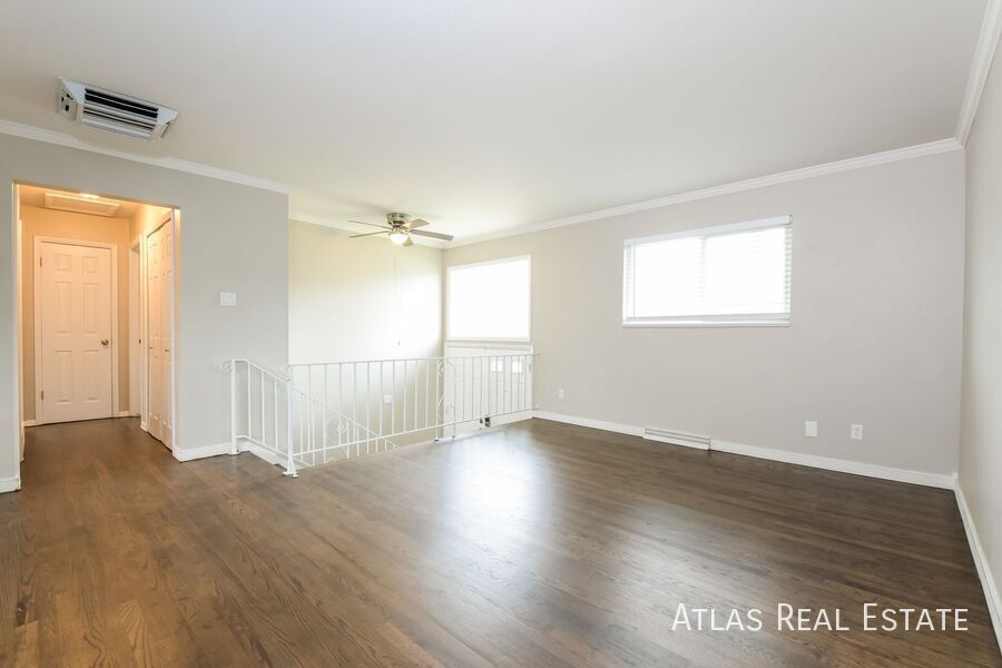 Building Photo - 11436 W Kentucky Dr