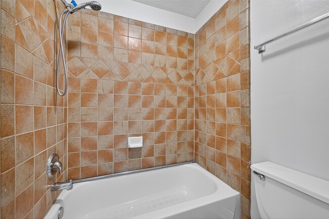 Building Photo - 14202 Nelson Bay Ct