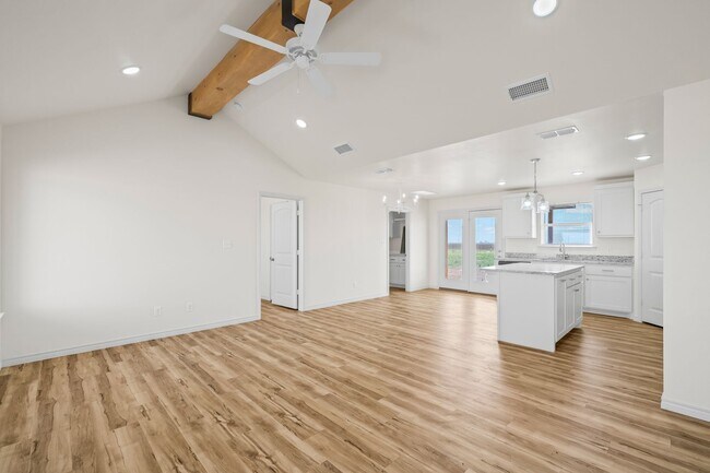 Building Photo - Country Living In Roosevelt ISD!