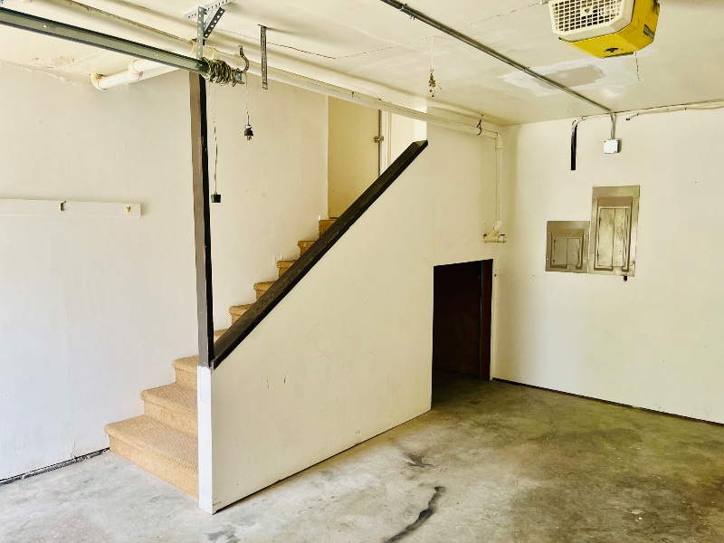 Building Photo - 120 Sunrise Dr