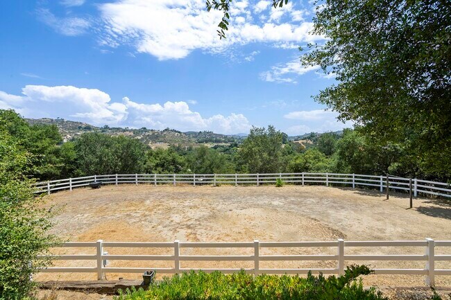 Building Photo - 12108 Lilac Heights Ct